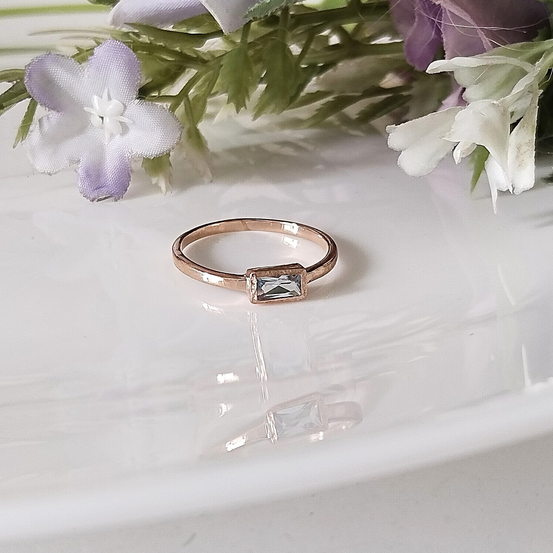 Blue Topaz 14k Rose Gold Ring, Minimalist Stone Ring, Personalized Ring