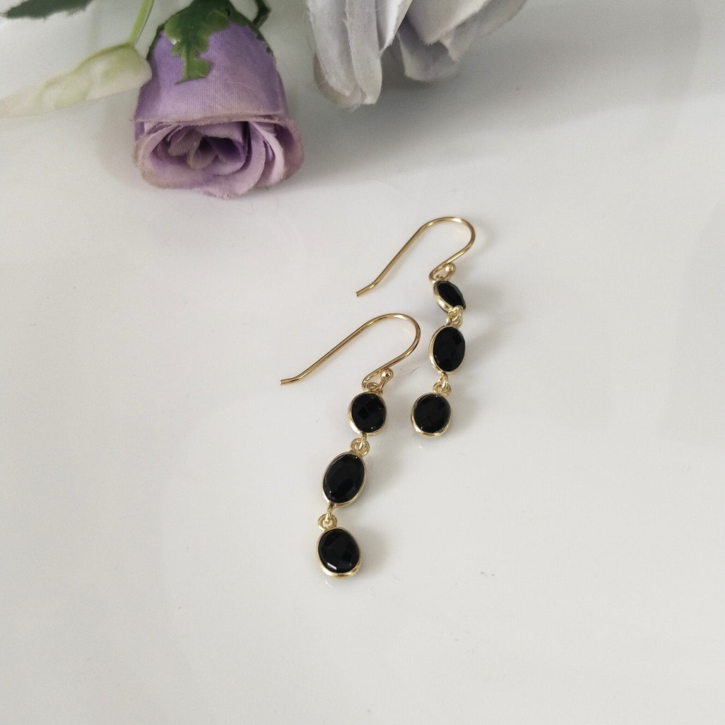 Black Onyx Minimalist Earrings, 14k Gold Earrings, Bezel Setting Earrings