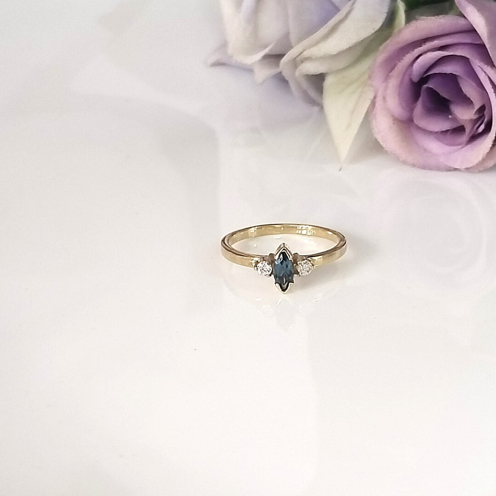 London topaz 14k gold ring, Minimalist engagement ring, personalized gift , anniversary ring