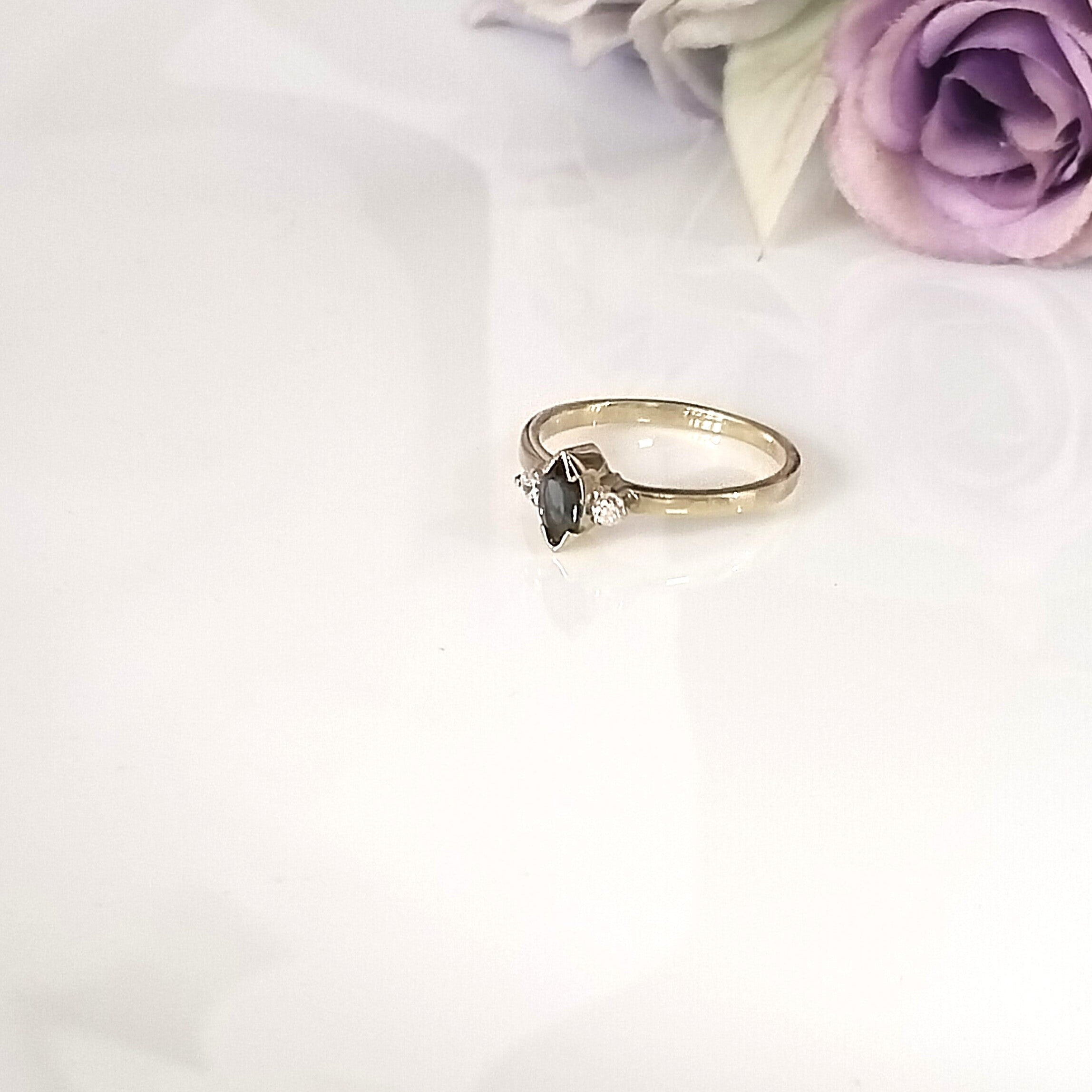 London topaz 14k gold ring, Minimalist engagement ring, personalized gift , anniversary ring