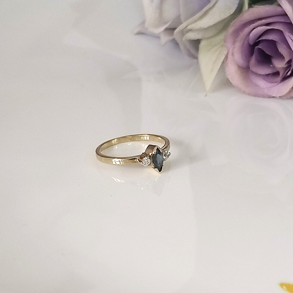 London topaz 14k gold ring, Minimalist engagement ring, personalized gift , anniversary ring