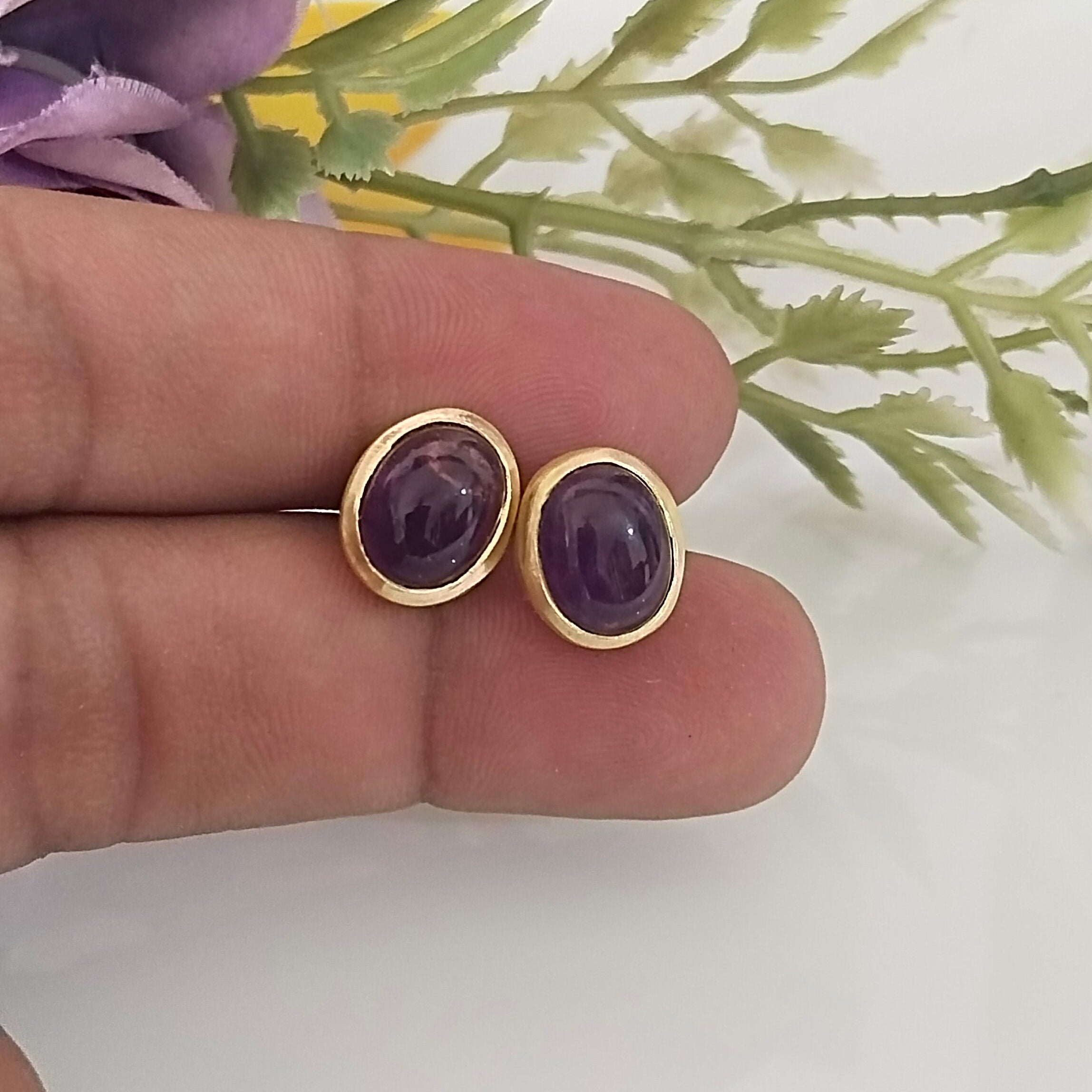 Amethyst Oval 14k Gold Stud Earrings, Minimalist Stone Earrings