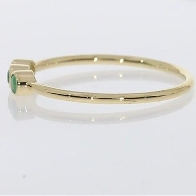 Dainty Emerald 14k Gold Ring